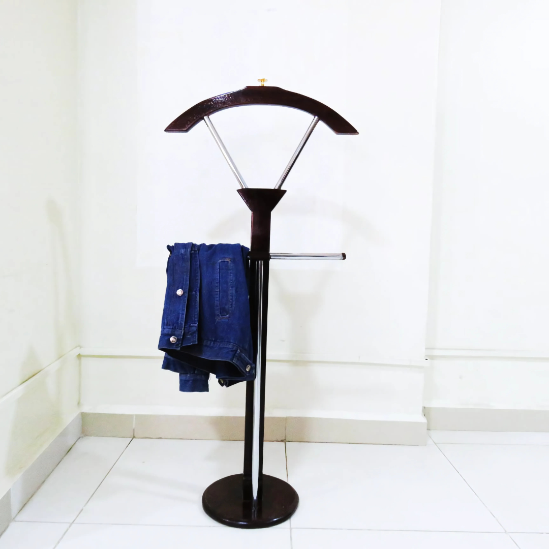 Executive Mahogany Coat Hanger - Image 2