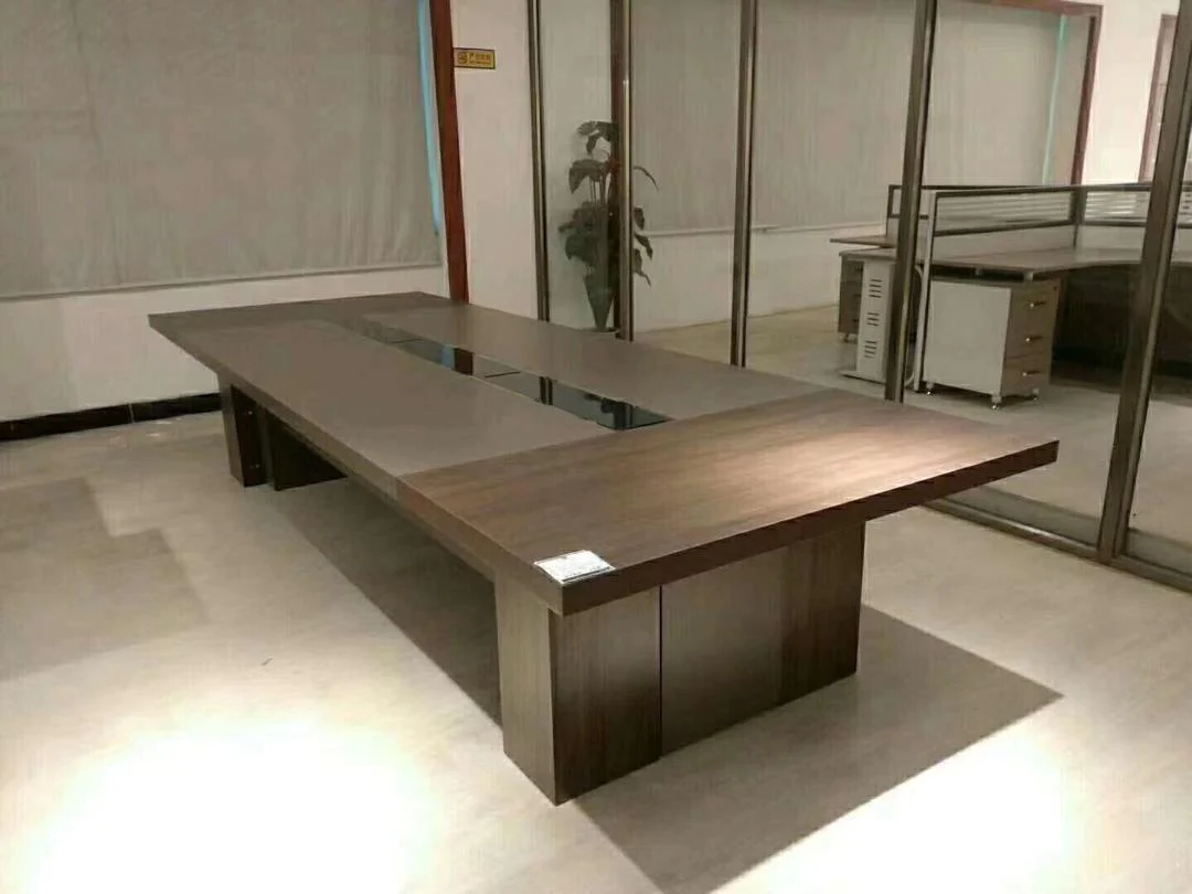 Conference and Meeting Furniture
